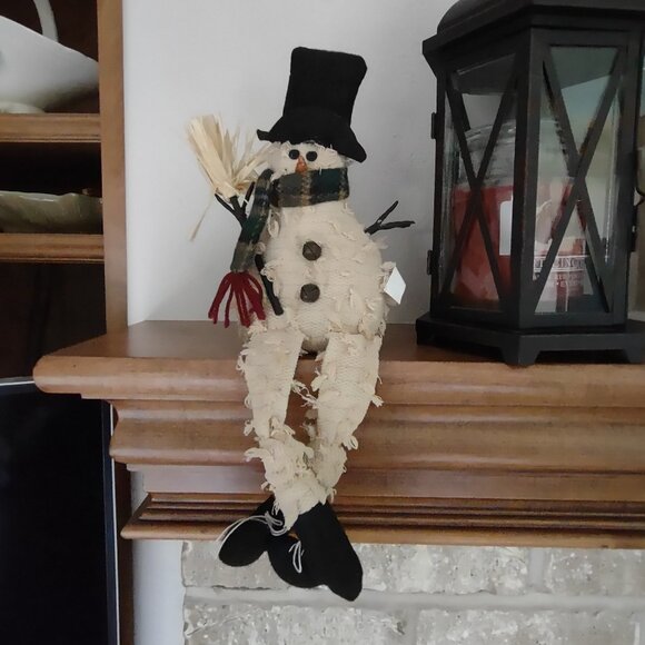 Sitting Shelf Mantle Plush Snowman NWT - Picture 1 of 10